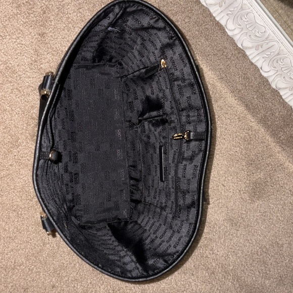 Michael Kors Jet Set Tote - Picture 3 of 3